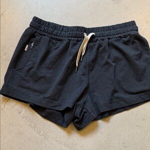 Vuori women’s size XS shorts heather blue
